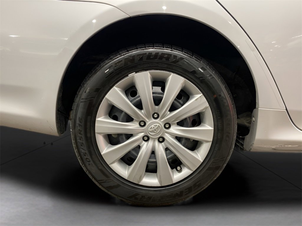 Used 2013 Toyota Corolla L image 15