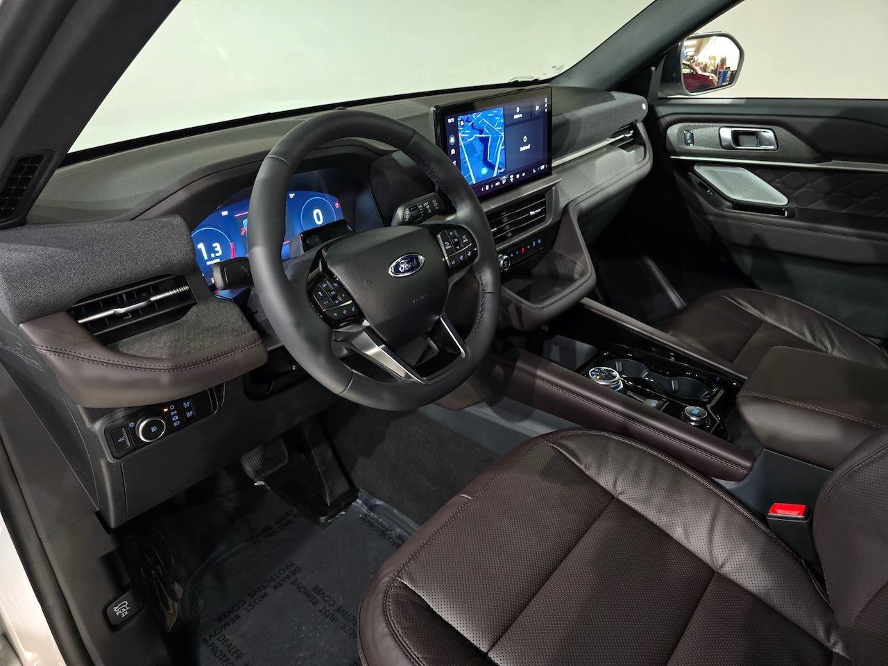 New 2026 Ford Explorer Platinum w/ LUX Leather Package AWD/4WD image 19