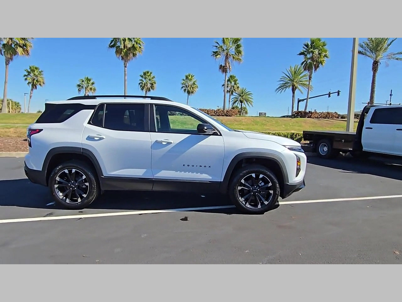 New 2026 Chevrolet Equinox RS image 21