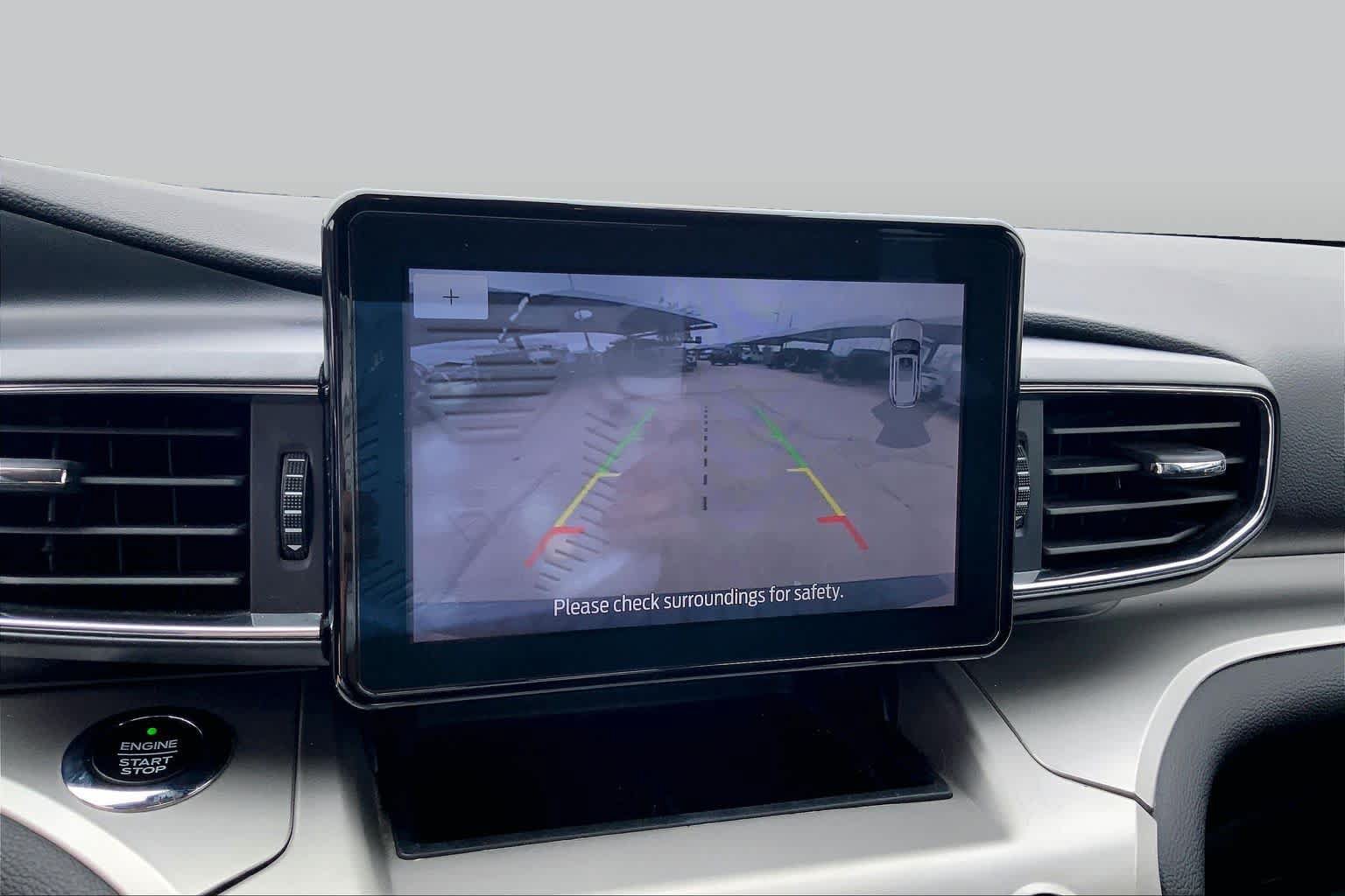 Used 2021 Ford Explorer XLT w/ Equipment Group 202A RWD image 25