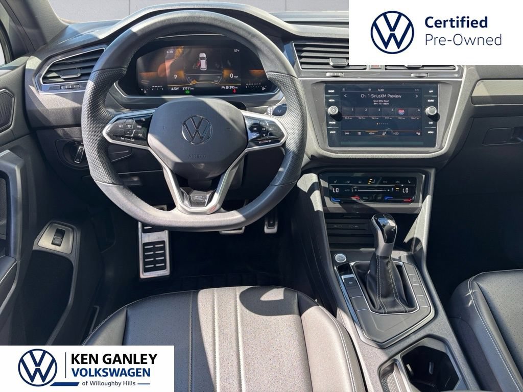 Certified 2024 Volkswagen Tiguan SE R-Line FWD image 15