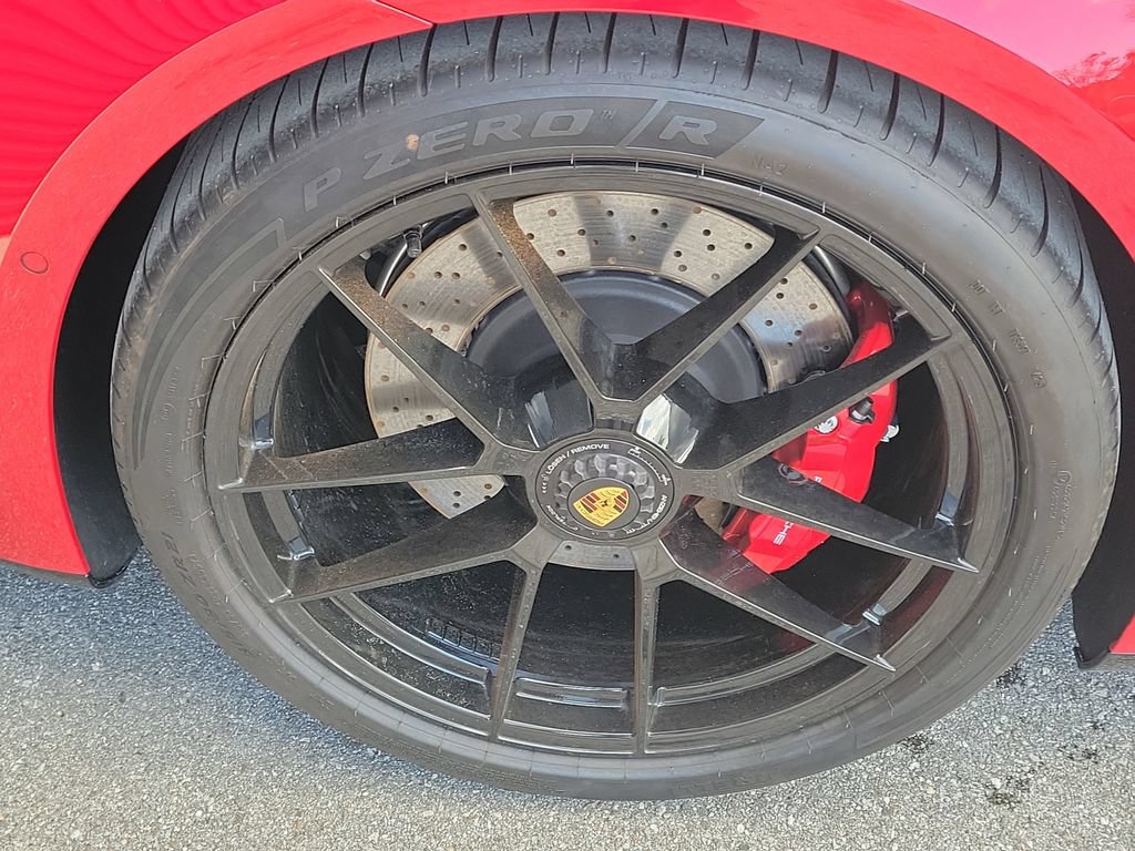 Certified 2025 Porsche 911 Targa 4 GTS AWD/4WD image 14