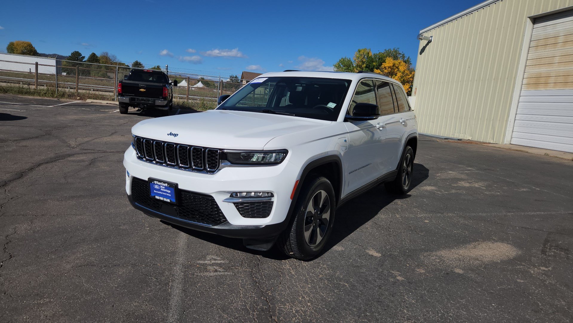 Used 2024 Jeep Grand Cherokee Limited 4xe AWD/4WD image 3