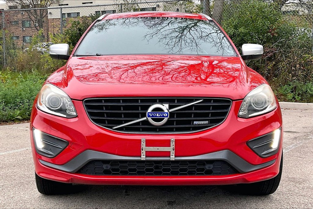 Used 2015 Volvo XC60 T6 R-Design AWD/4WD image 3