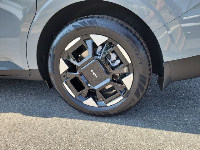 New 2027 Kia Carnival EX FWD image 13