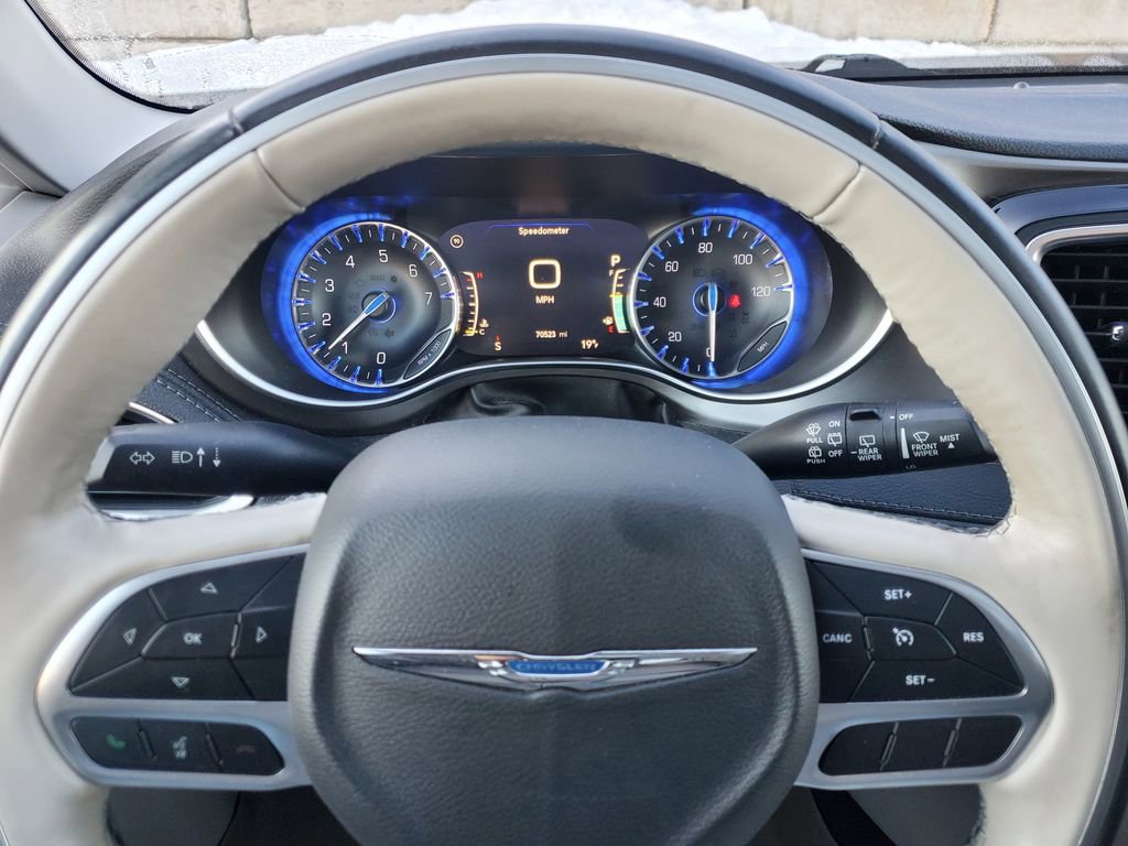 Used 2019 Chrysler Pacifica Limited w/ Tire & Wheel Group image 19