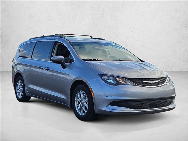 Used 2021 Chrysler Voyager Lxi FWD image 3