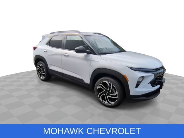 Used 2024 Chevrolet TrailBlazer RS AWD/4WD image 2