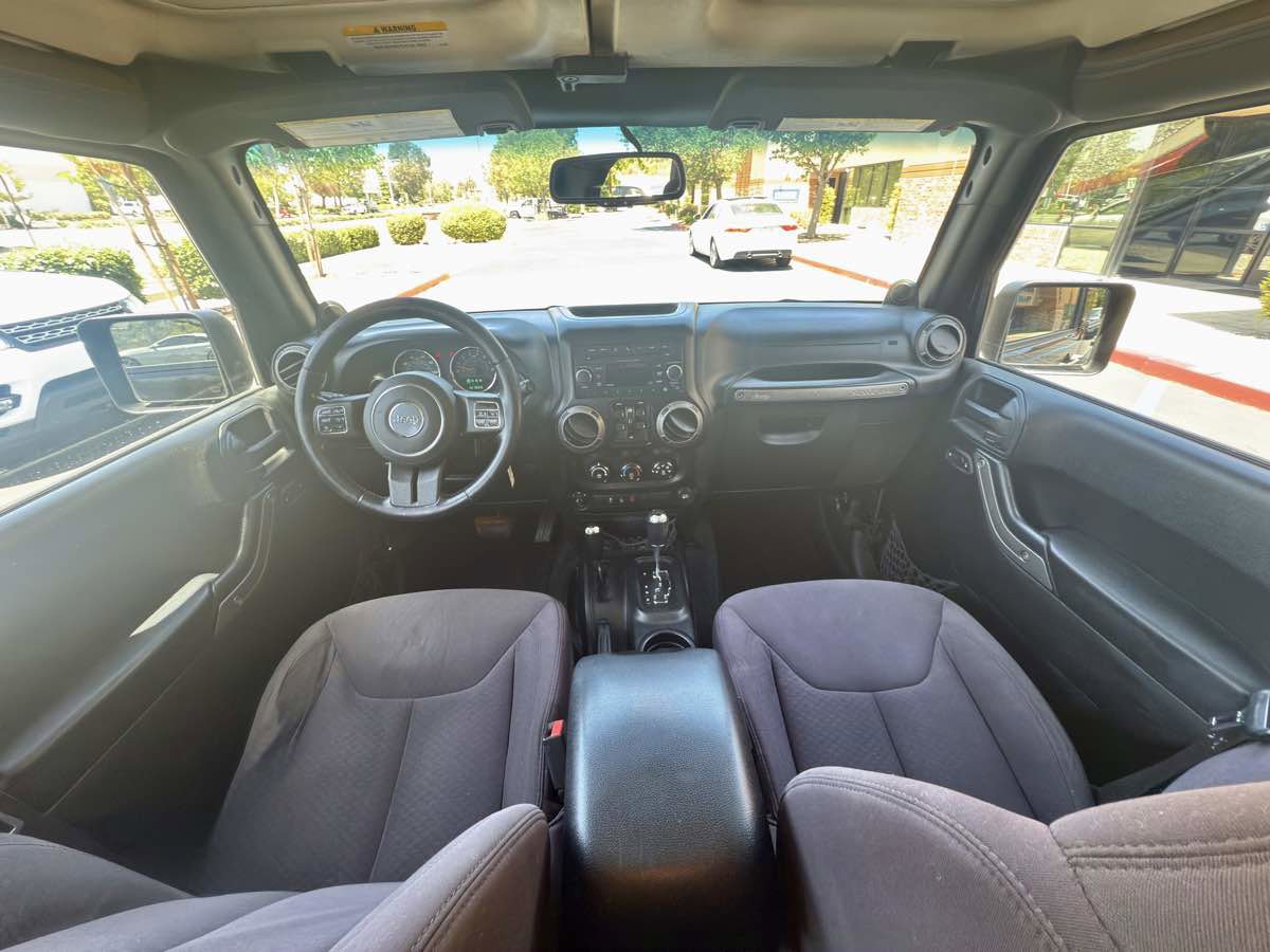 Used 2013 Jeep Wrangler Unlimited Sport image 21