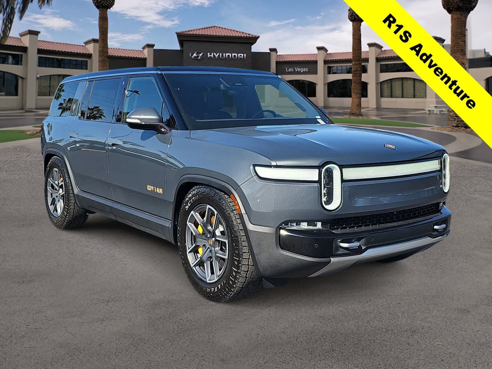 Used 2024 Rivian R1S Adventure AWD/4WD image 2