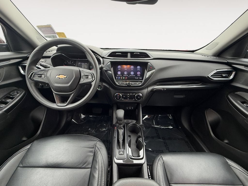 Used 2022 Chevrolet TrailBlazer LT w/ Convenience Package FWD image 11
