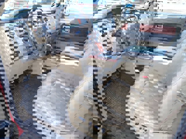 Used 2010 Ford F150 Lariat image 16