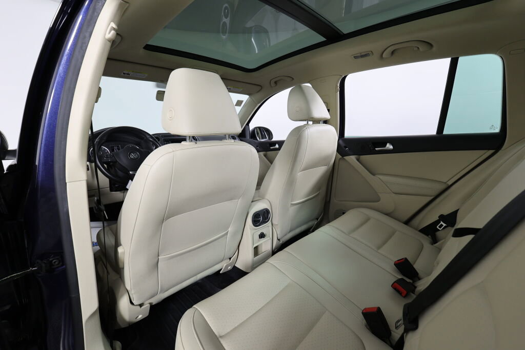 Used 2014 Volkswagen Tiguan SEL image 14
