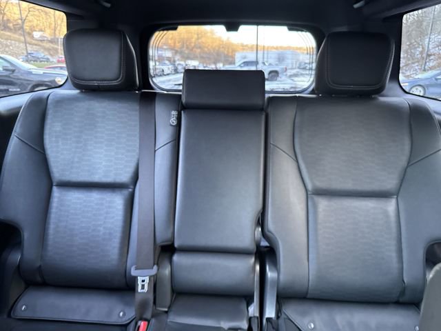 Certified 2024 Toyota Land Cruiser image 27