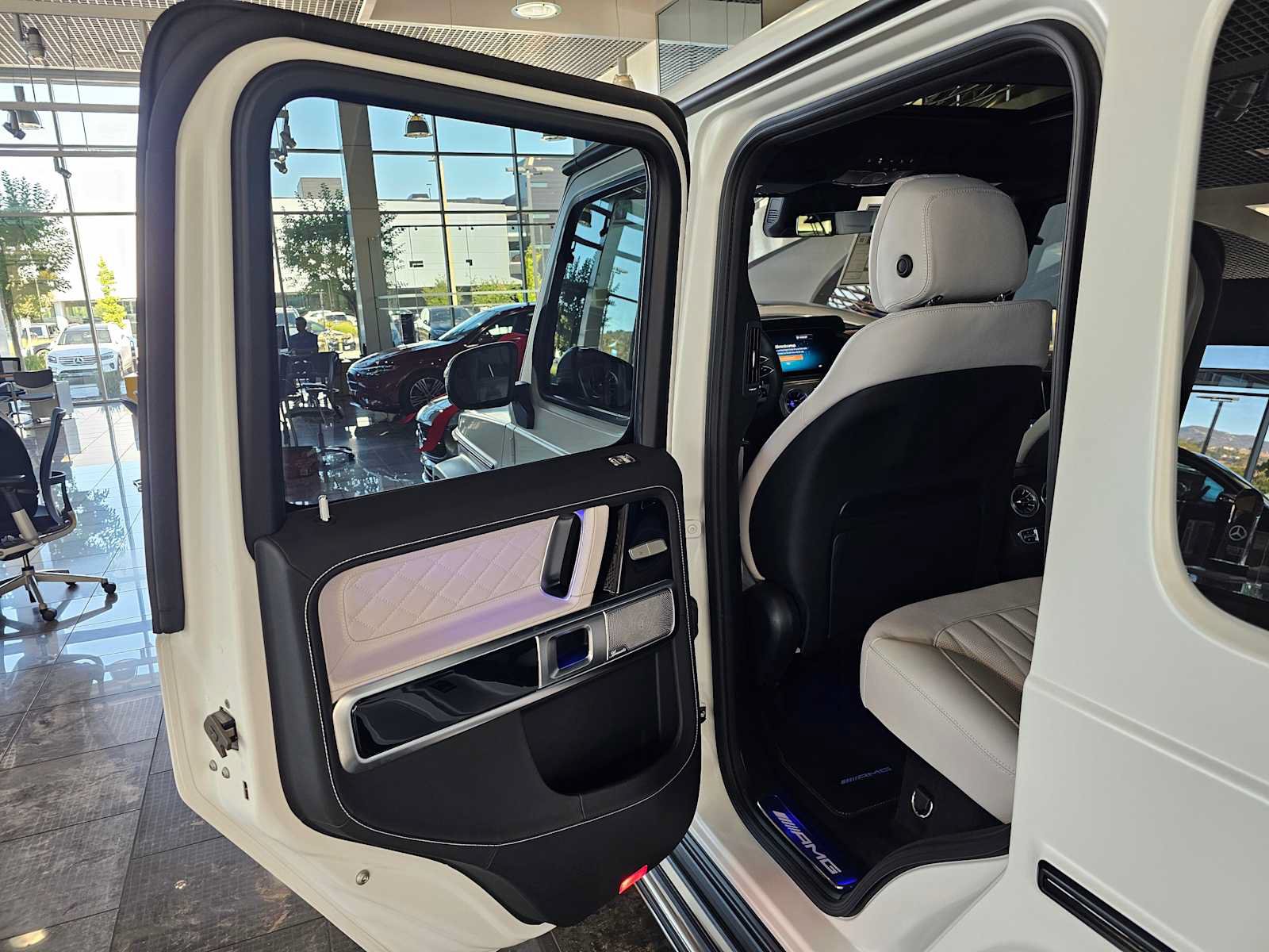 New 2027 Mercedes-Benz G 63 AMG 4MATIC image 15