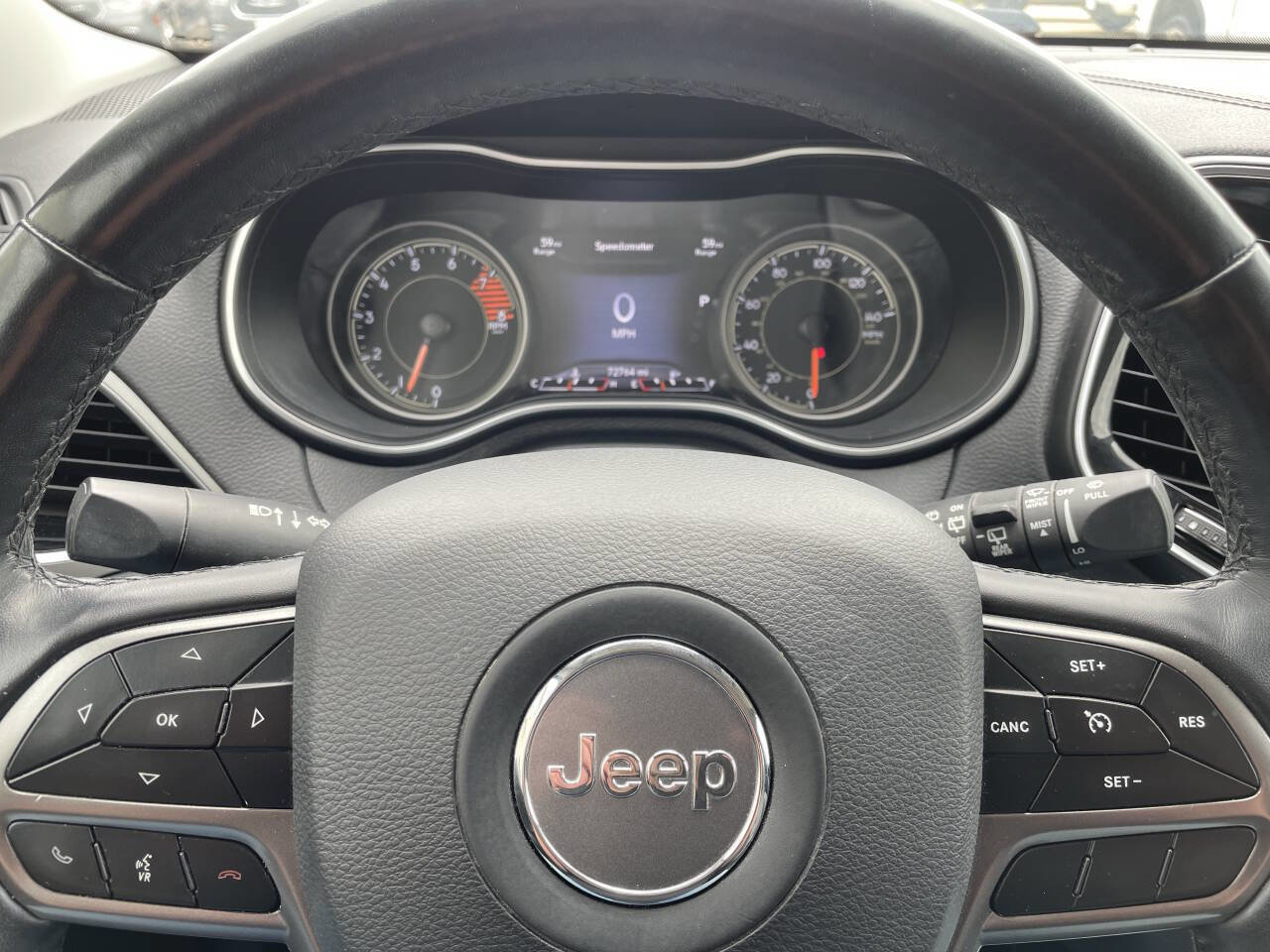 Used 2020 Jeep Cherokee Limited image 7