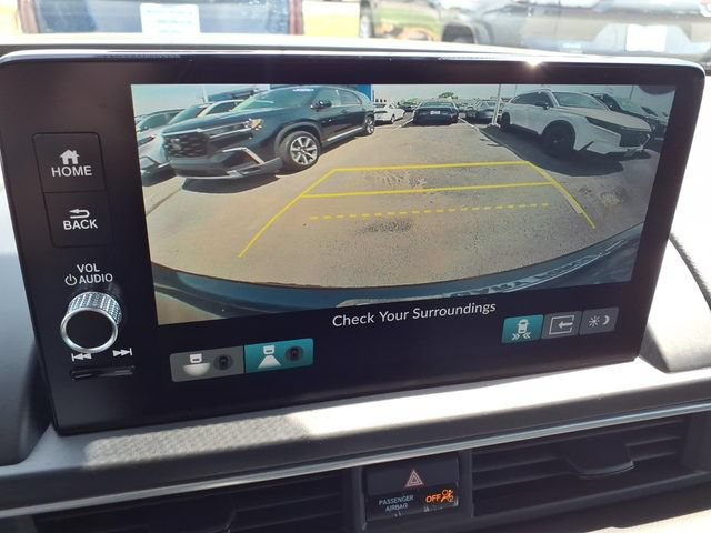 Used 2025 Honda Pilot Elite image 12