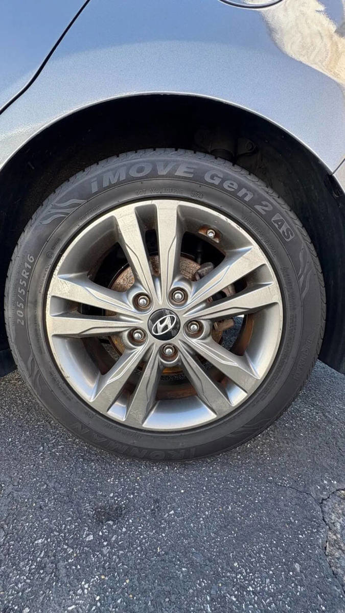 Used 2018 Hyundai Elantra SEL image 12