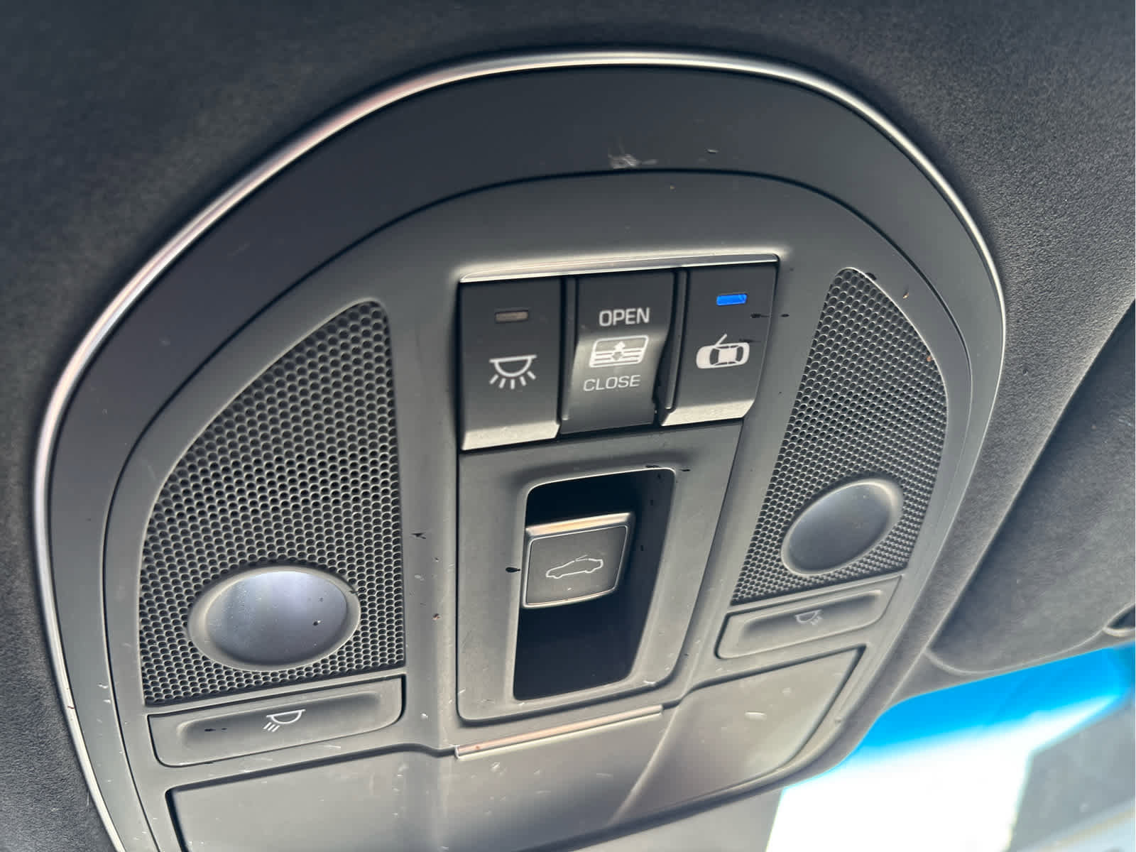 Used 2019 Genesis G80 3.3T Sport image 16