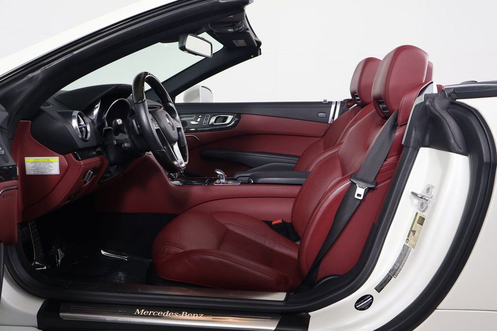 Used 2013 Mercedes-Benz SL 550 image 11