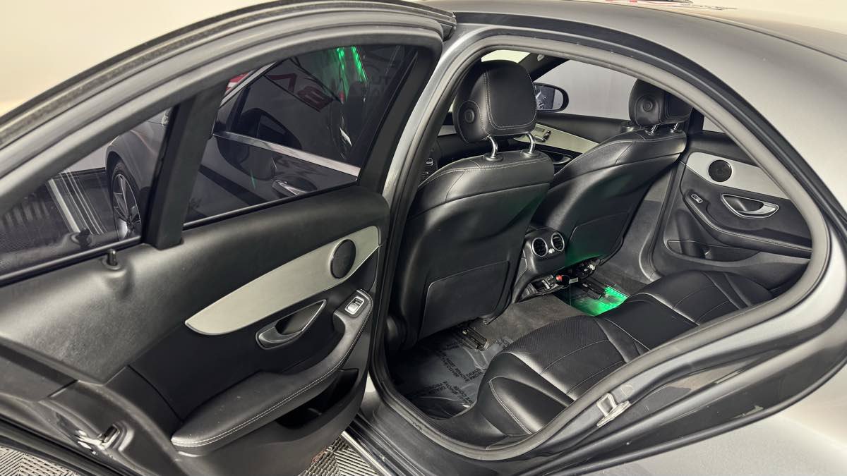 Used 2018 Mercedes-Benz C 300 Sedan w/ Premium Package image 27