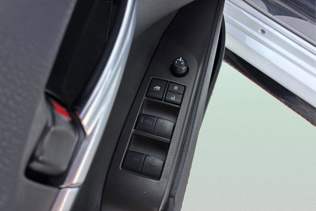 Used 2023 Toyota Camry TRD image 11