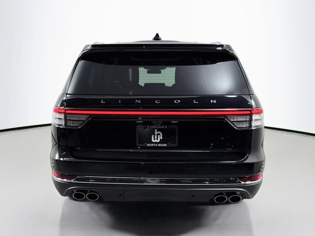 Used 2026 Lincoln Aviator 2WD image 6