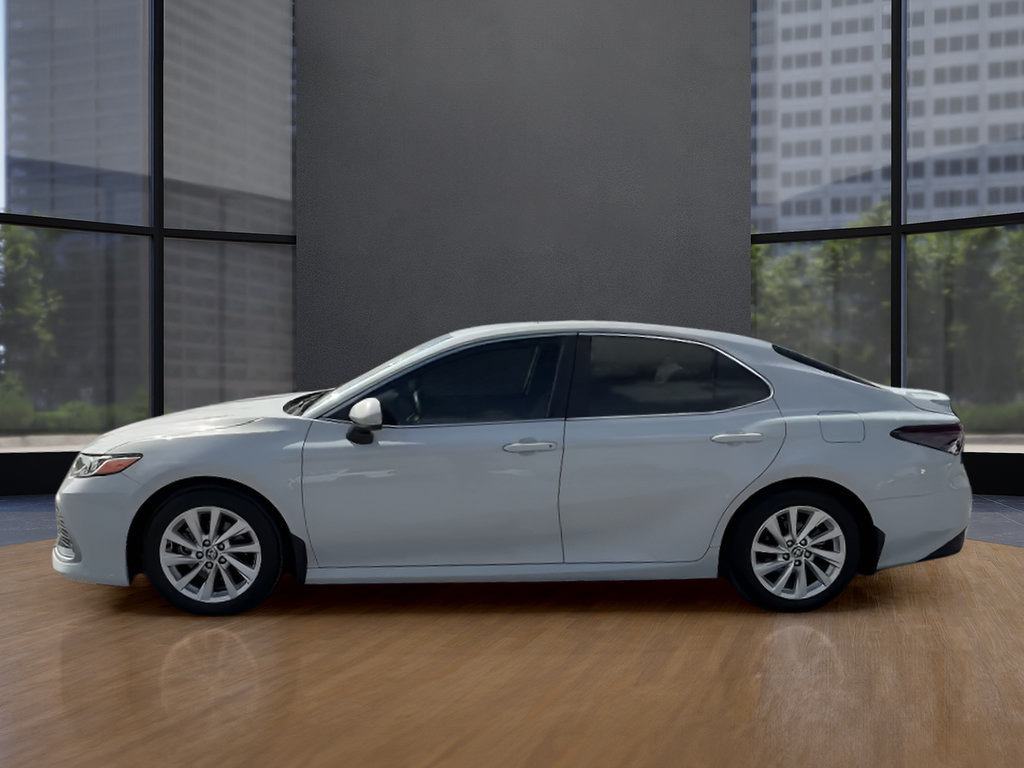 Used 2024 Toyota Camry LE FWD image 8
