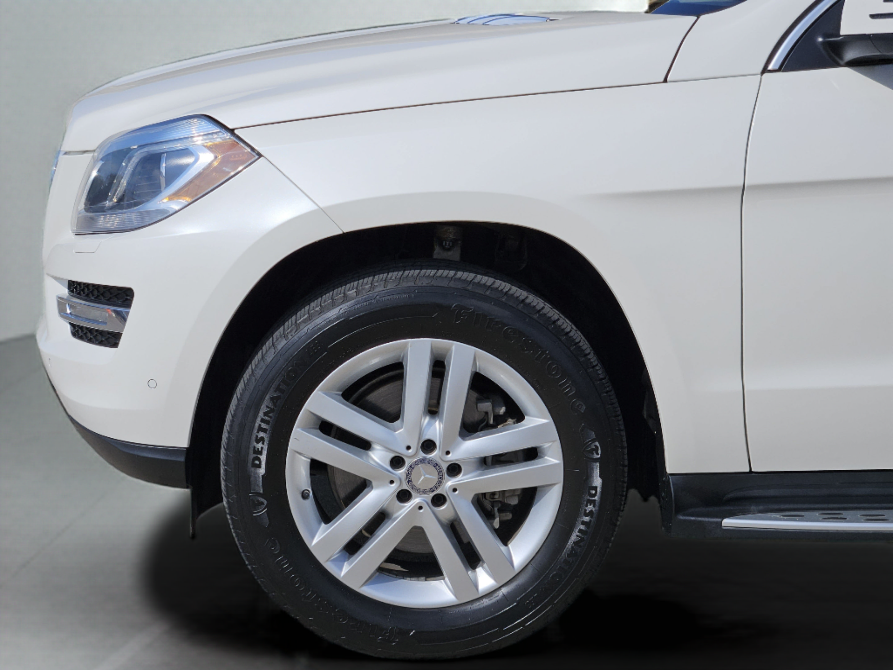Used 2015 Mercedes-Benz GL 450 4MATIC image 31