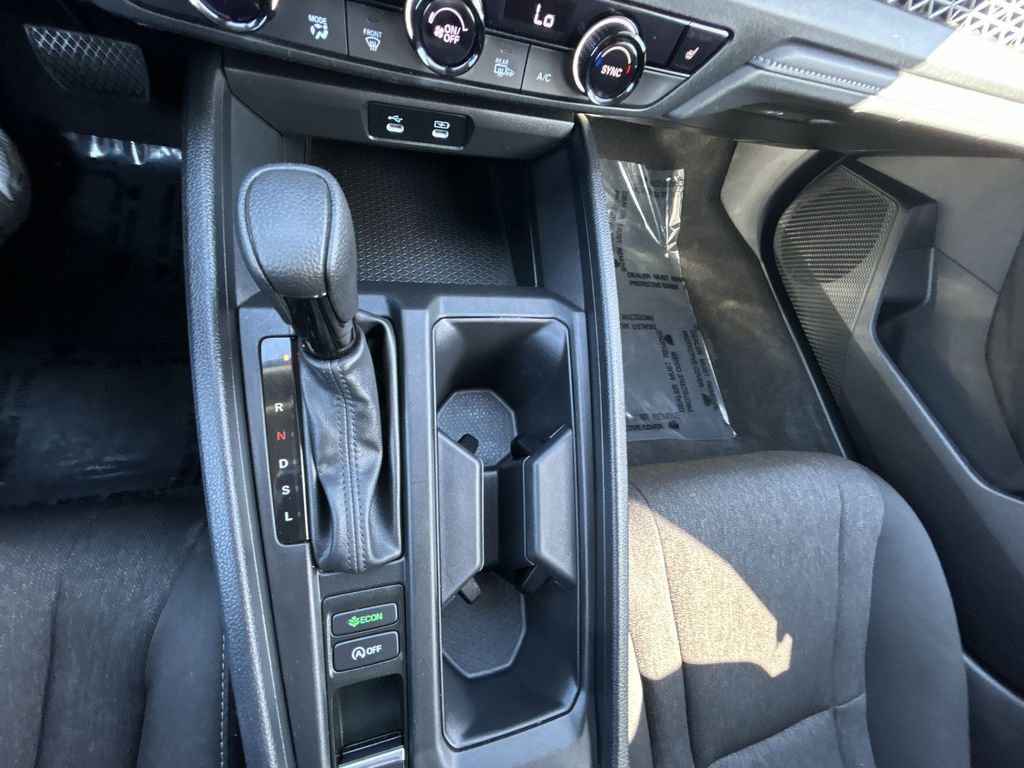 Certified 2025 Honda Accord SE image 19