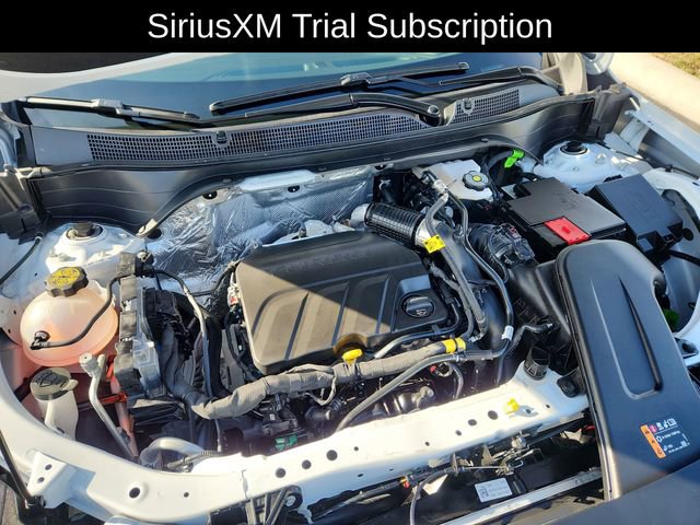 Used 2025 Chevrolet Trax LT w/ LT Convenience Package image 15