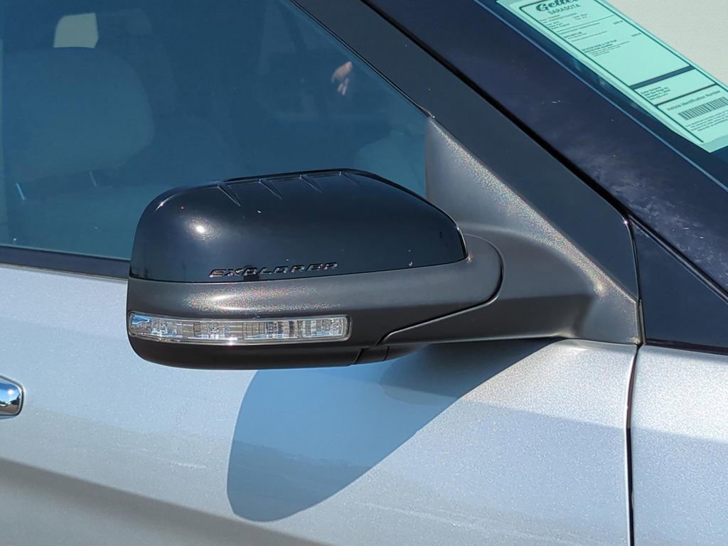 Used 2012 Ford Explorer XLT image 11