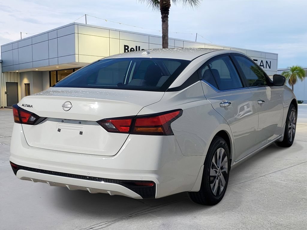 Certified 2025 Nissan Altima 2.5 S FWD image 8