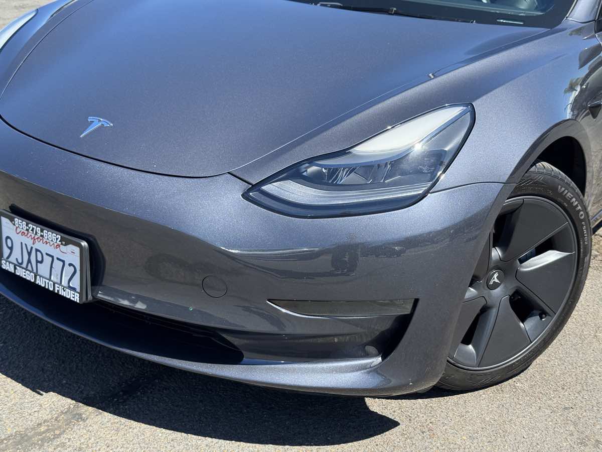 Used 2023 Tesla Model 3 Standard Range RWD image 3