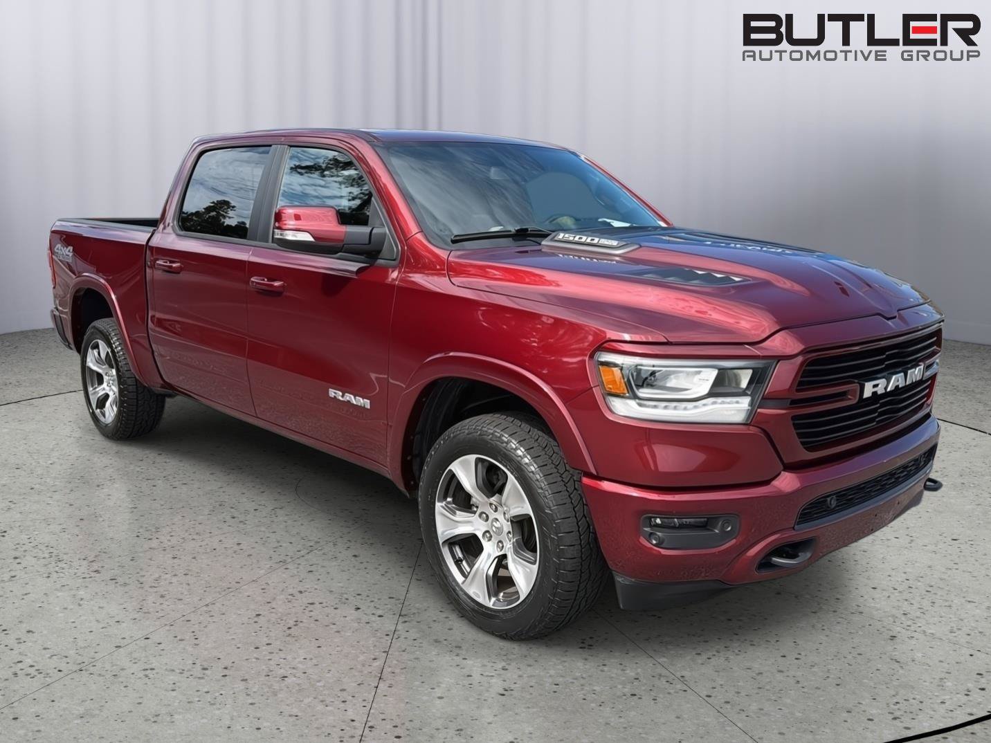 Used 2019 RAM 1500 Laramie w/ Sport Appearance Package AWD/4WD image 8