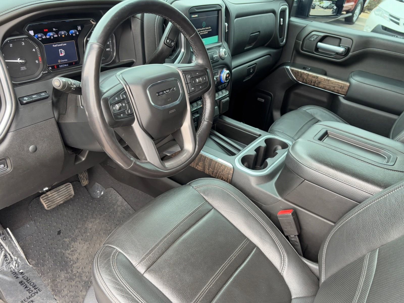 Used 2021 GMC Sierra 2500 Denali w/ Denali Ultimate Package AWD/4WD image 16