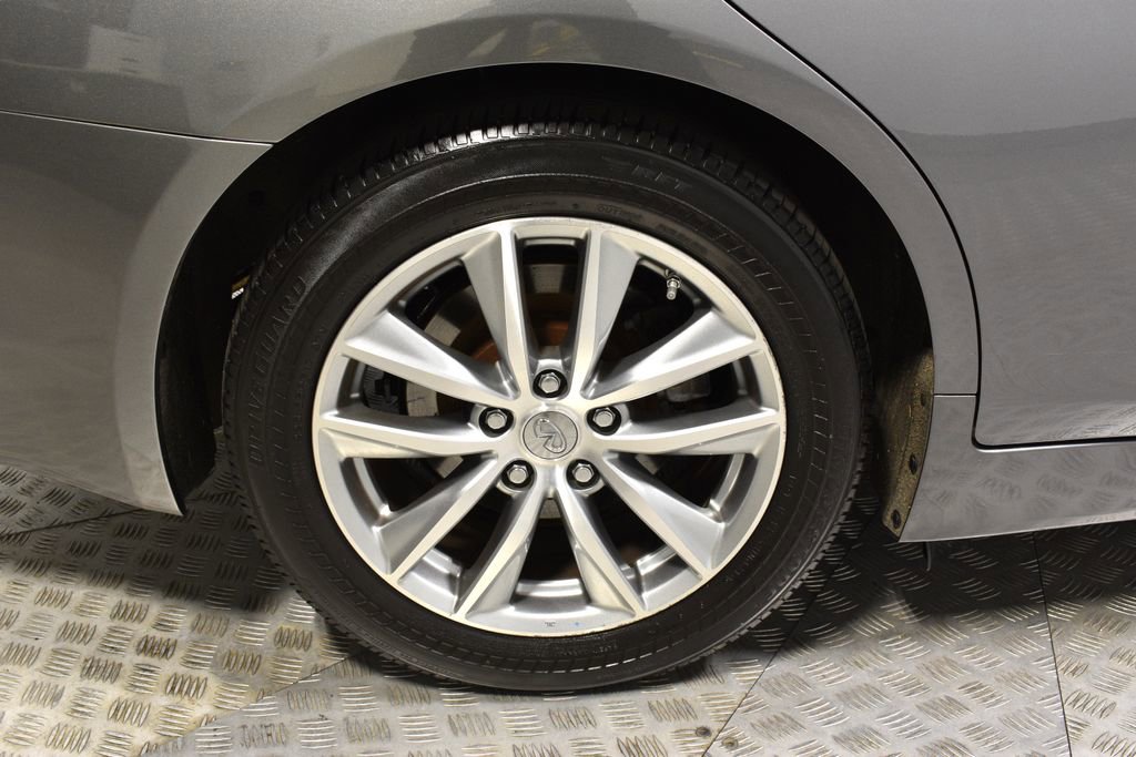 Used 2017 INFINITI Q50 2.0t w/ Moonroof Package image 36