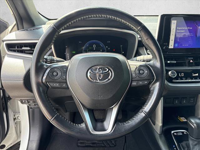 Certified 2023 Toyota Corolla Cross AWD Hybrid w/ Convenience Package image 17