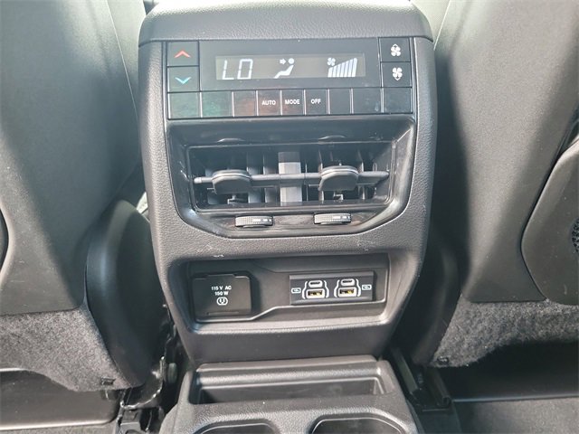 Used 2022 Jeep Grand Cherokee L Laredo w/ Luxury Tech Group I image 12