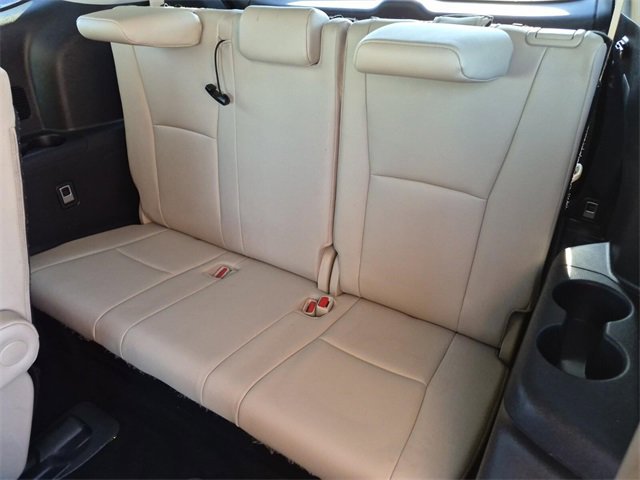 Used 2020 Toyota Highlander XLE image 26