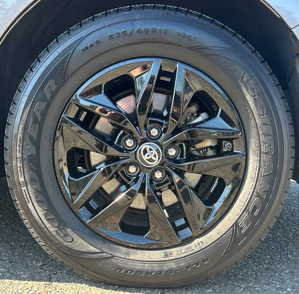 Certified 2024 Toyota Sienna LE AWD/4WD image 29