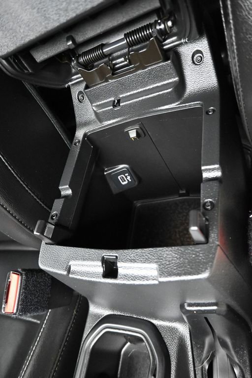 Used 2021 Jeep Wrangler Unlimited Sahara w/ Cold Weather Group image 24