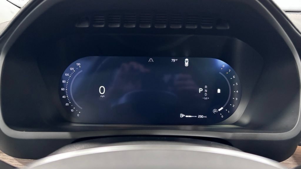 Certified 2026 Volvo XC90 B6 Plus AWD/4WD image 14