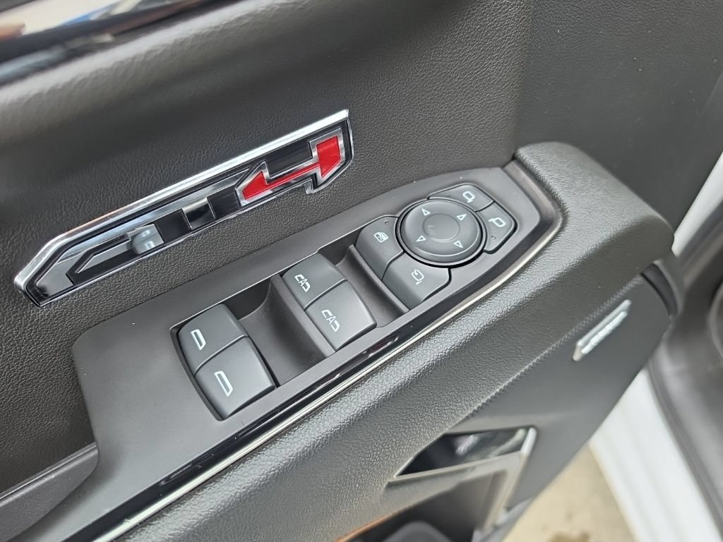 Used 2023 GMC Sierra 1500 AT4 w/ Technology Package AWD/4WD image 26