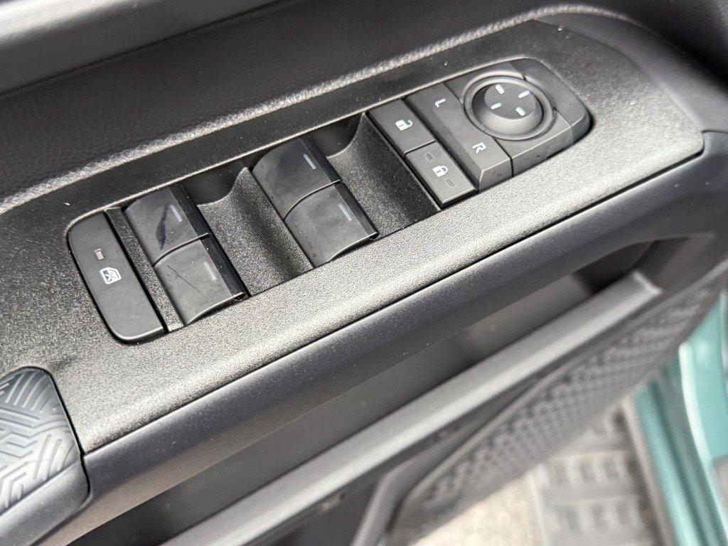 Used 2025 Toyota 4Runner TRD Off-Road Premium image 16