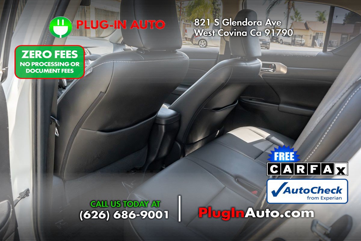 Used 2015 Lexus CT 200h FWD image 9