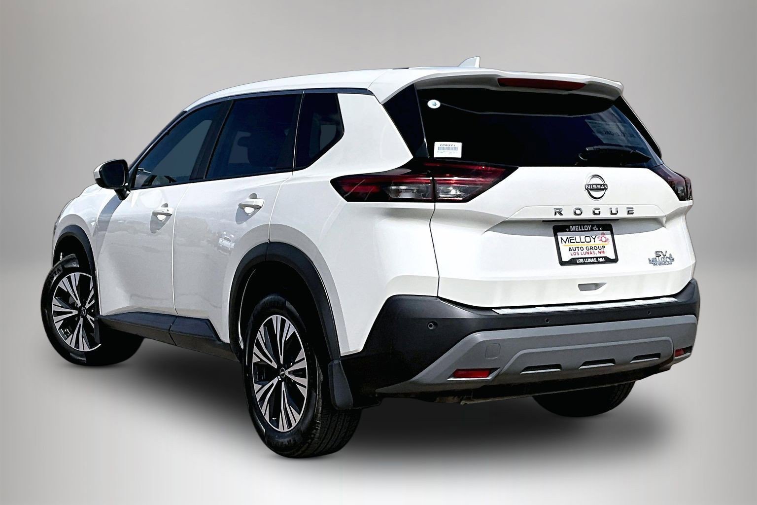 Used 2023 Nissan Rogue SV FWD image 4