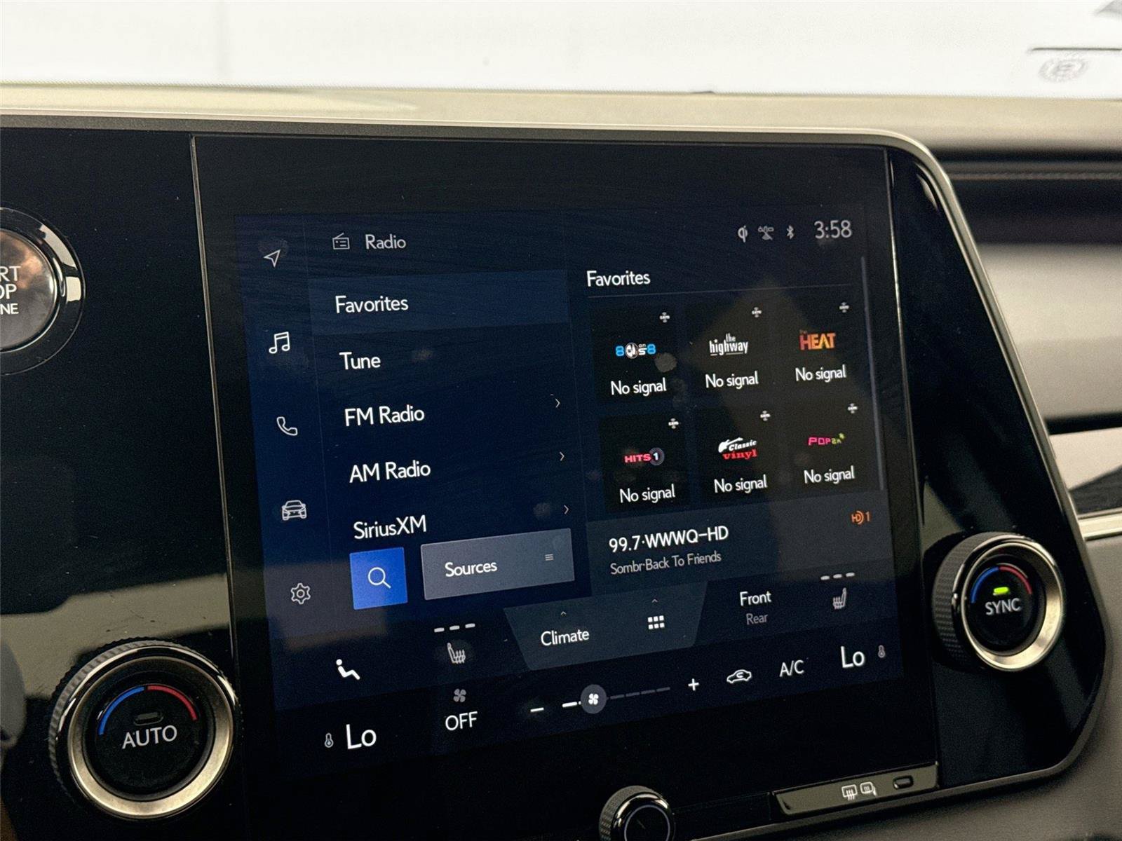 Used 2024 Lexus RX 350 FWD w/ Technology Package image 21