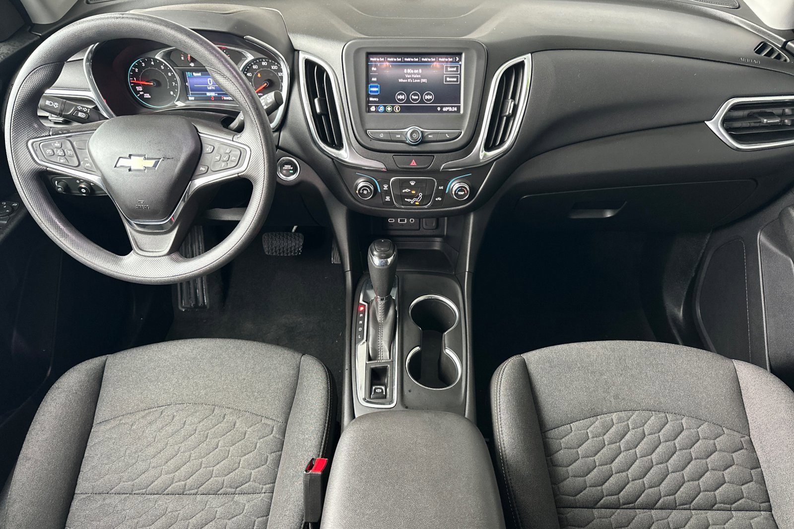 Used 2020 Chevrolet Equinox LT w/ LPO, Floor Liner Package image 13