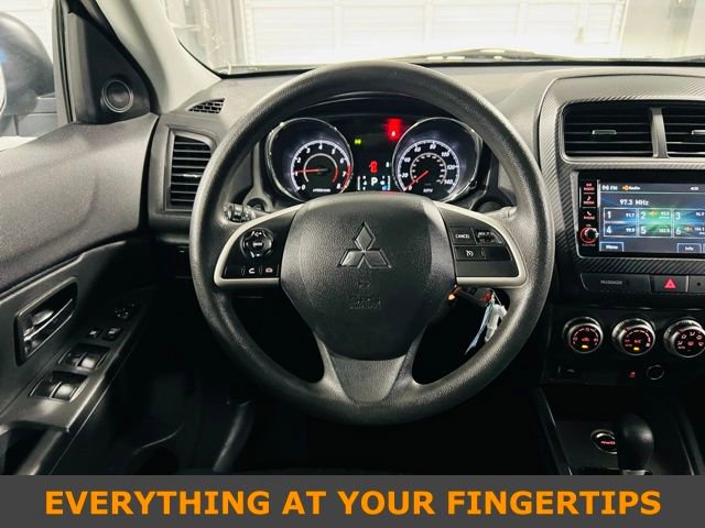 Used 2023 Mitsubishi Outlander Sport ES image 5